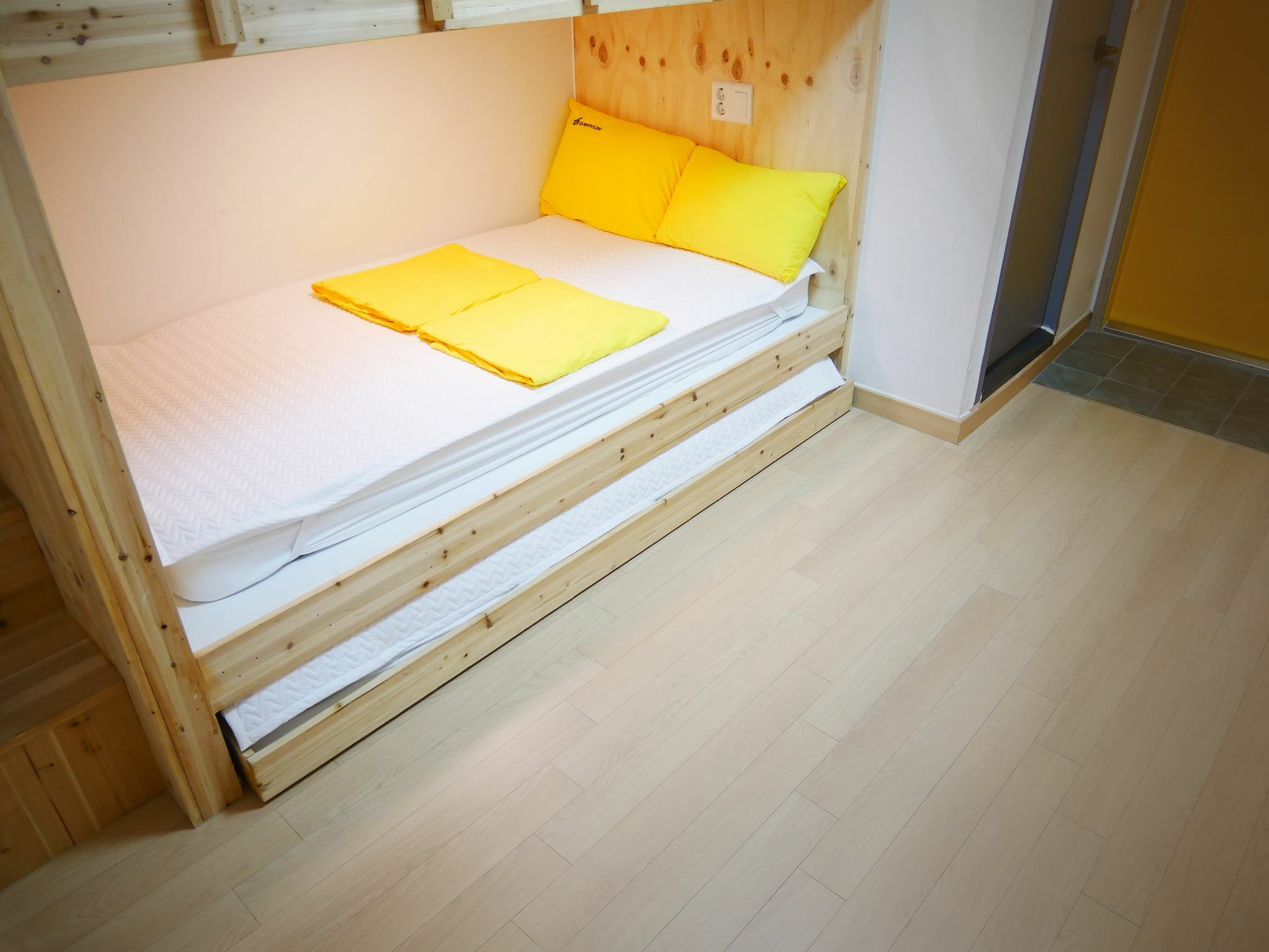 24 Jamsil Guest house